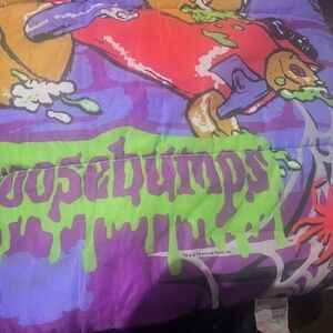 VTG Goosebumps Skateboarding Mummy Sleeping Bag - RL Stine - Skateboard
